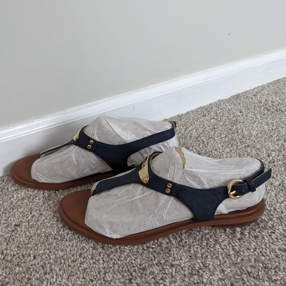 Nothing. Sold - Picture 4 of 4